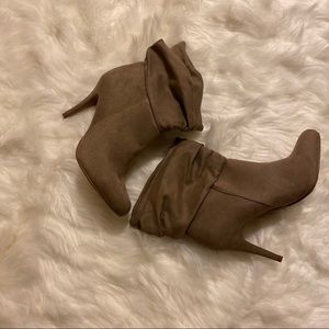 Suede ankle boots with heels